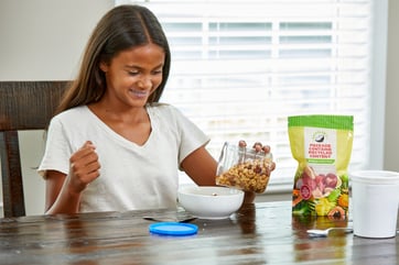 240808-NOVA-TWIM_Food-Packaging_Stand-Up-Pouch_rPE-23159-HR